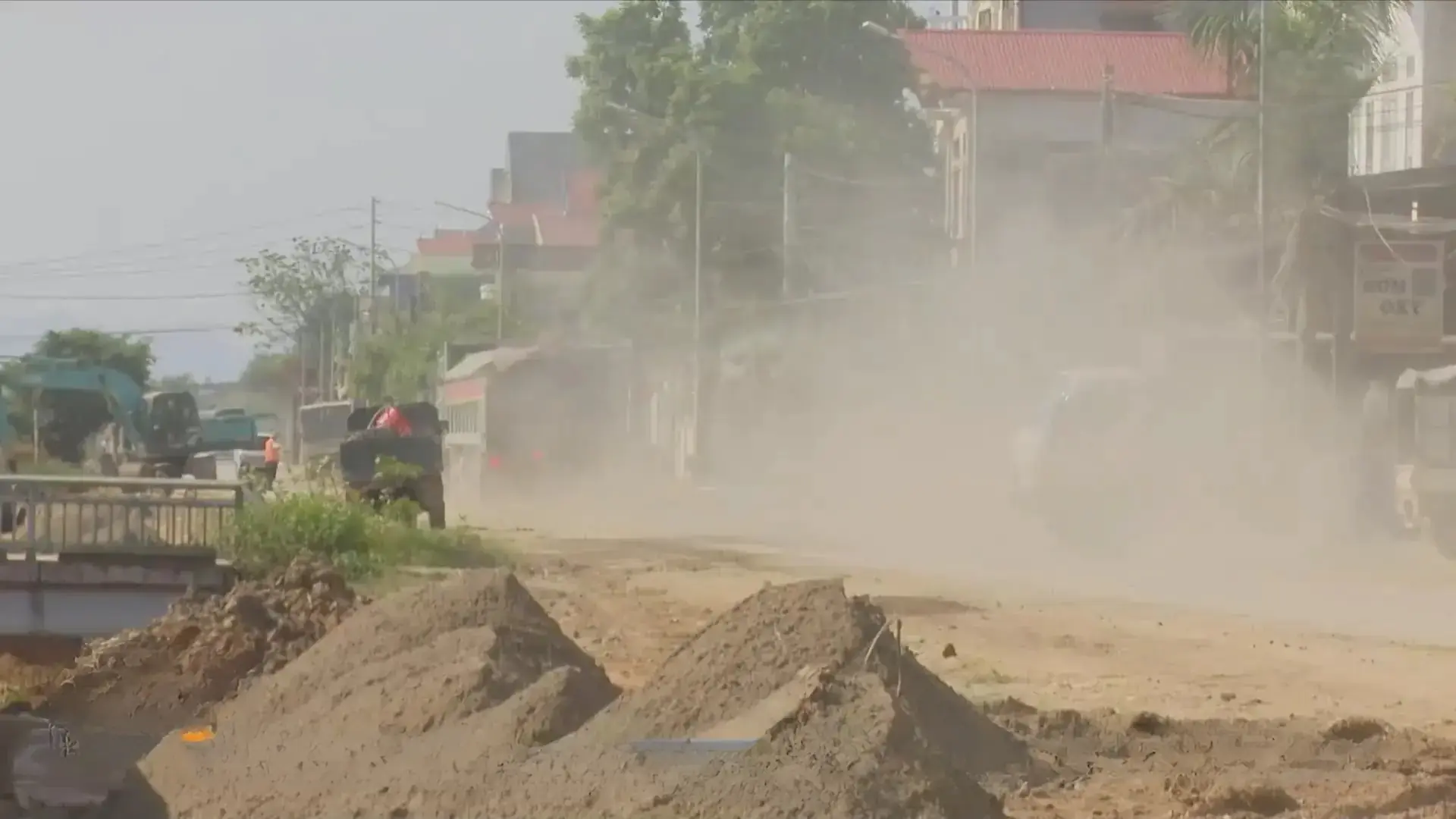 Người dân kiến nghị đẩy nhanh tiến độ thi công đường 426